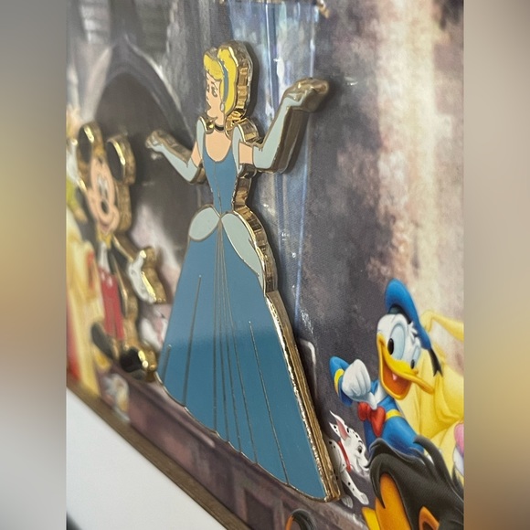 Disney Framed Castle Picture, Where Dreams Come True, 4 Pin Set - Picture 11 of 12